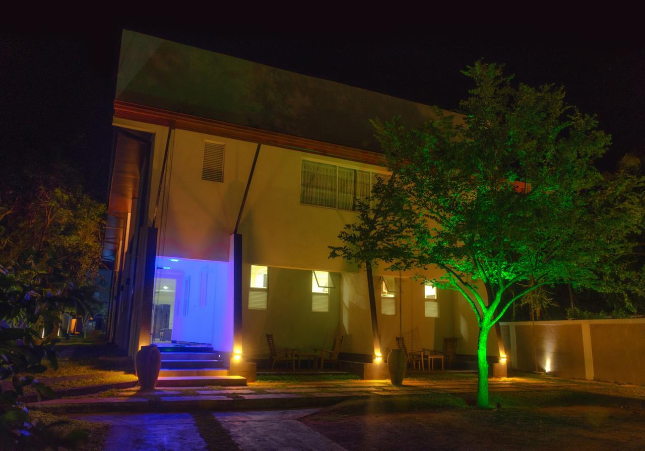 דמבולה Pivisuma Lodge מראה חיצוני תמונה
